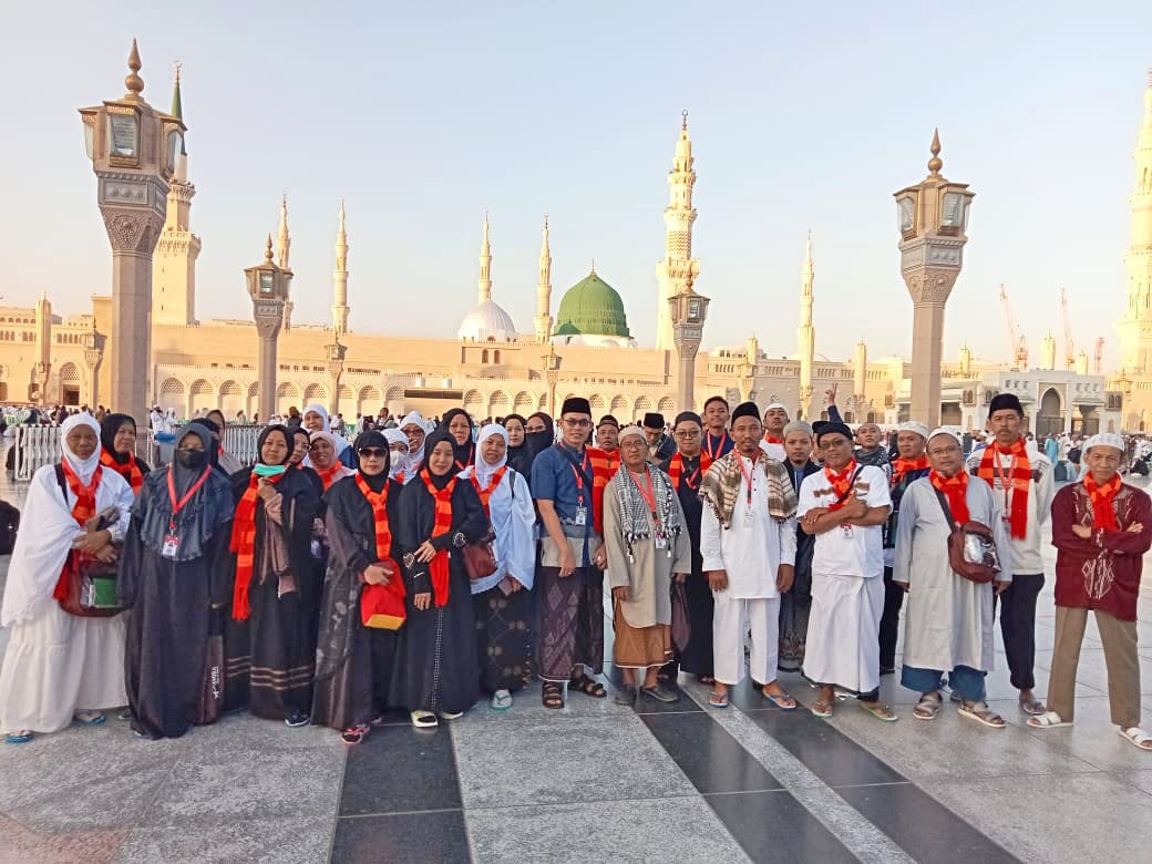 Bimbingan Mutawwif Payung Madinah